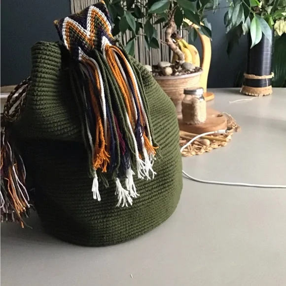 Beautiful Authentic Wayu crossbody bag - Picture 3 of 8